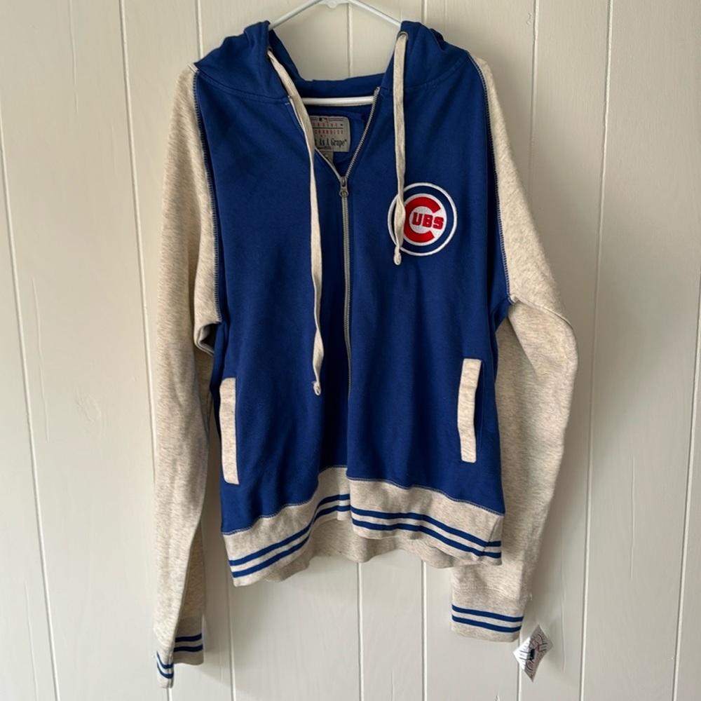 Chicago Cubs Zip Up NWT
